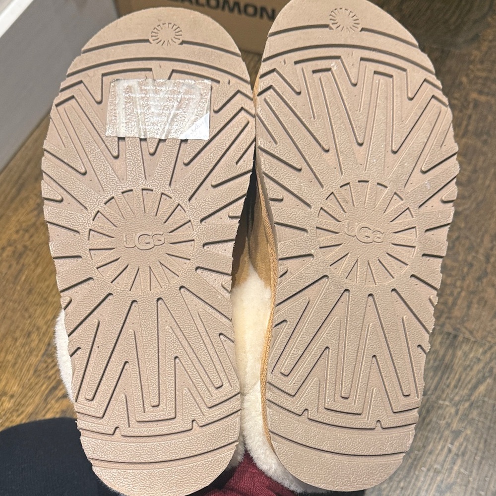 UGG Disquette Tan and Cream Shearling Slippers - Picture 6 of 7